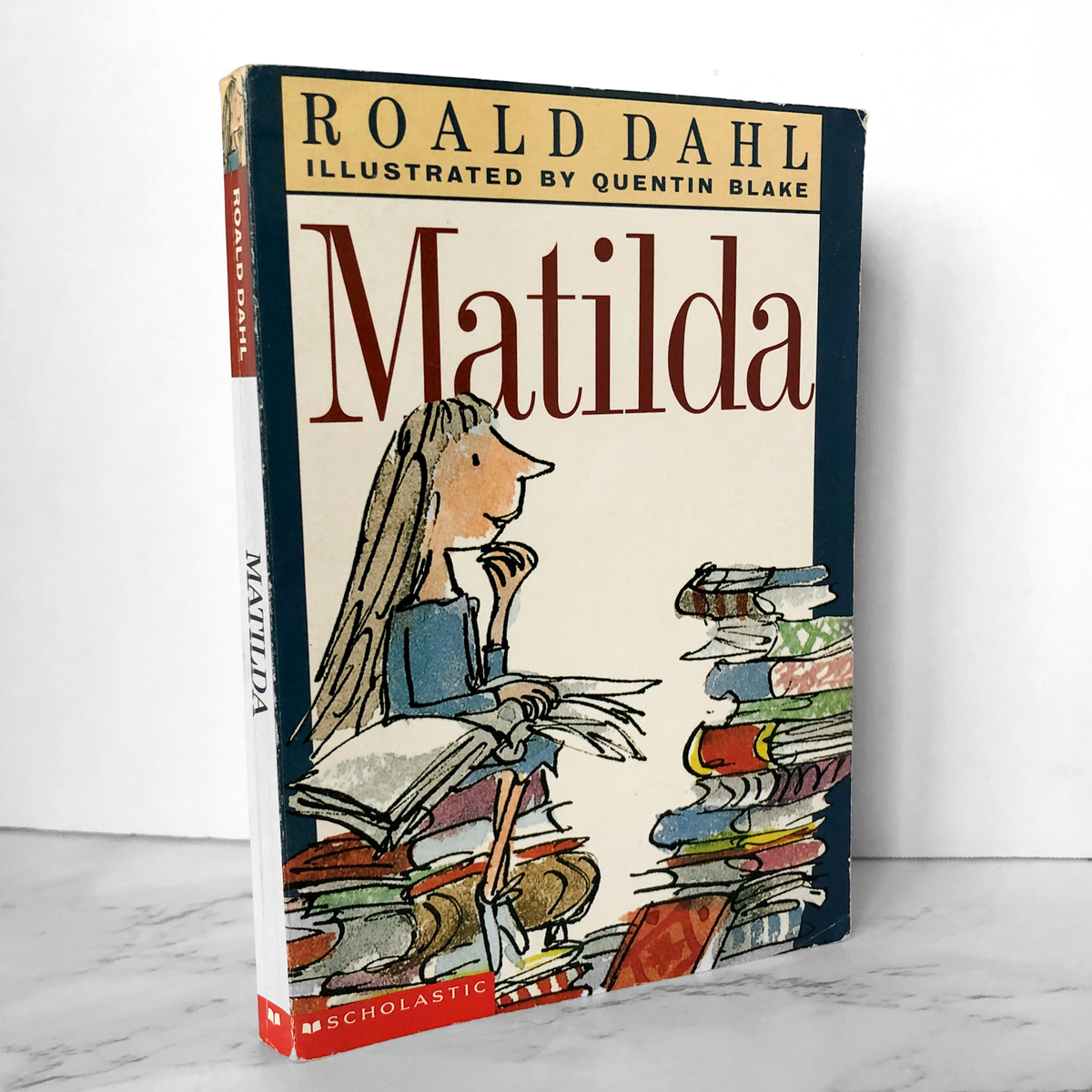 Matilda by Roald Dahl: Very Good Trade Paperback (1989) 7th Impession.