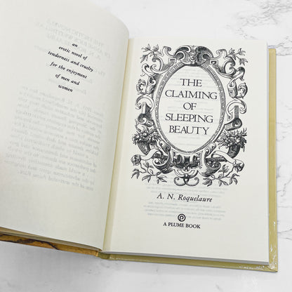 The Claiming of Sleeping Beauty by A.N. Roquelaure aka Anne Rice [1983 HARDCOVER] • Plume