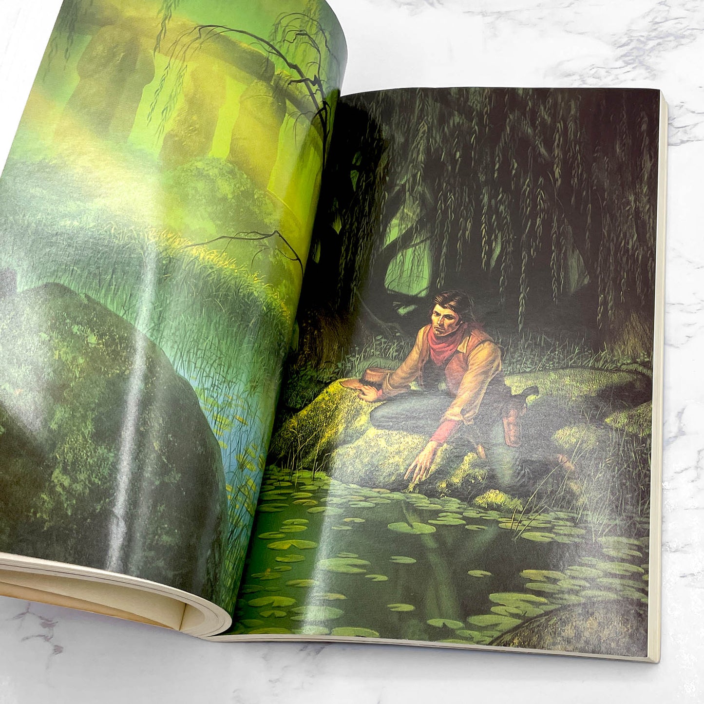 The Dark Tower I: The Gunslinger by Stephen King [TRADE PAPERBACK] BCE • 1988 • Plume