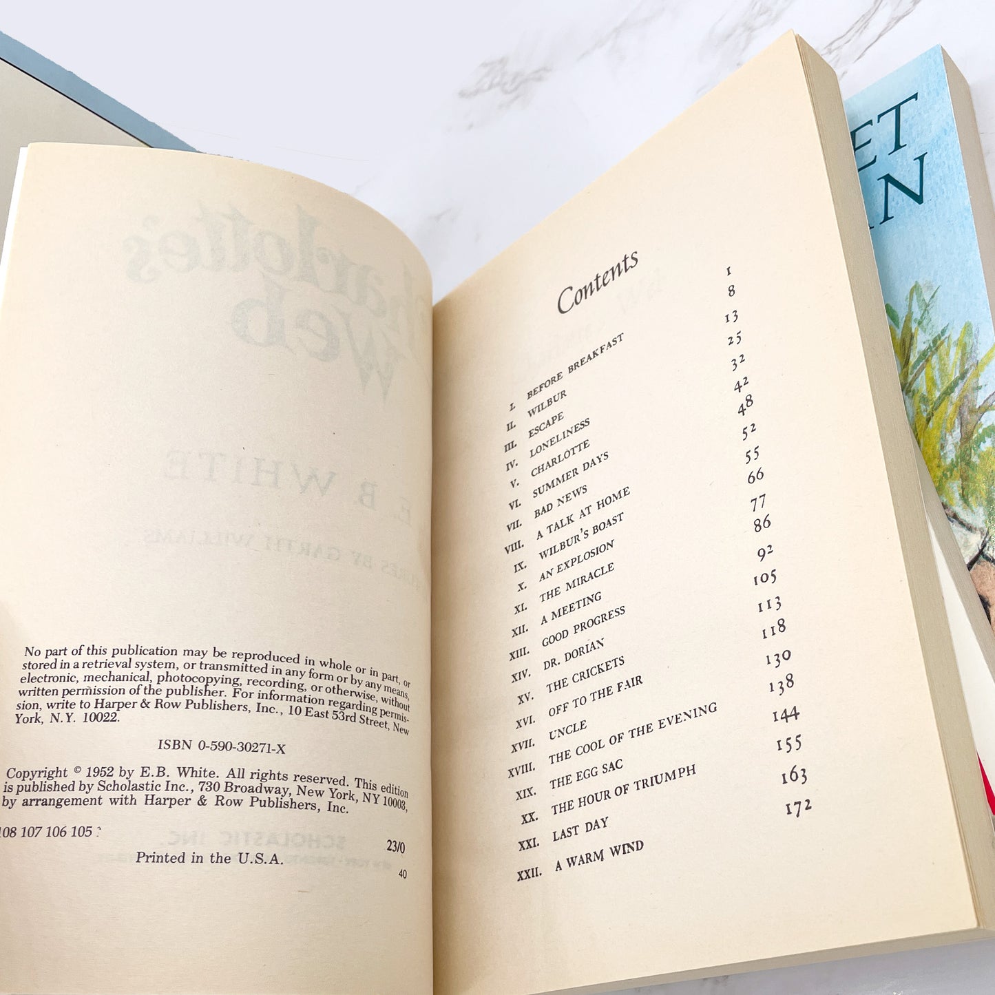 The E.B. White Treasury [TRADE PAPERBACK BOX SET] 1987 • Scholastic (Charlotte's Web, Stuart Little, The Trumpet of the Swan)