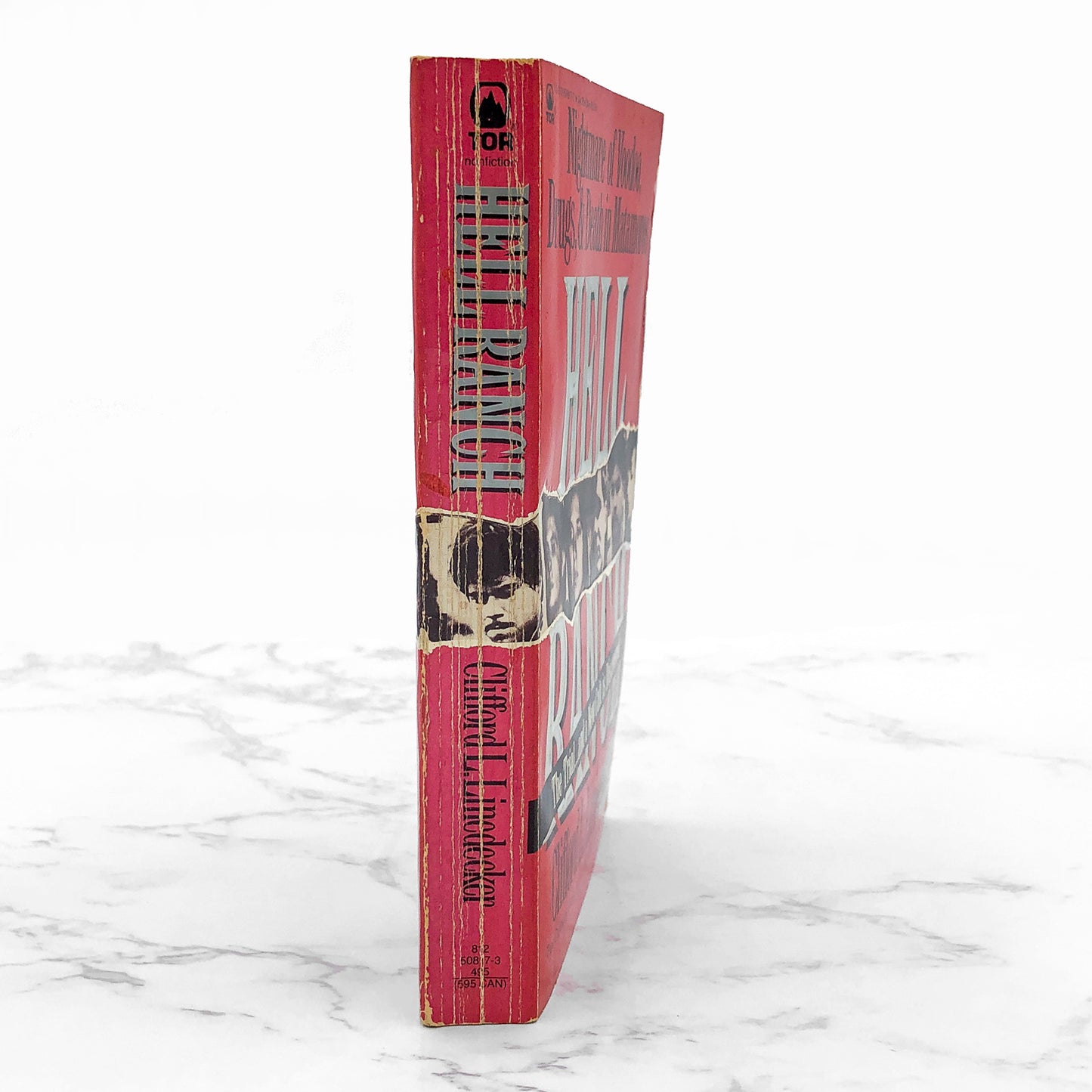 Hell Ranch by Clifford L. Linedecker [FIRST PAPERBACK PRINTING] 1990 • TOR Crime