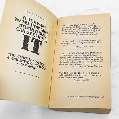 IT by Stephen King [FIRST PAPERBACK PRINTING] 1987 • Signet