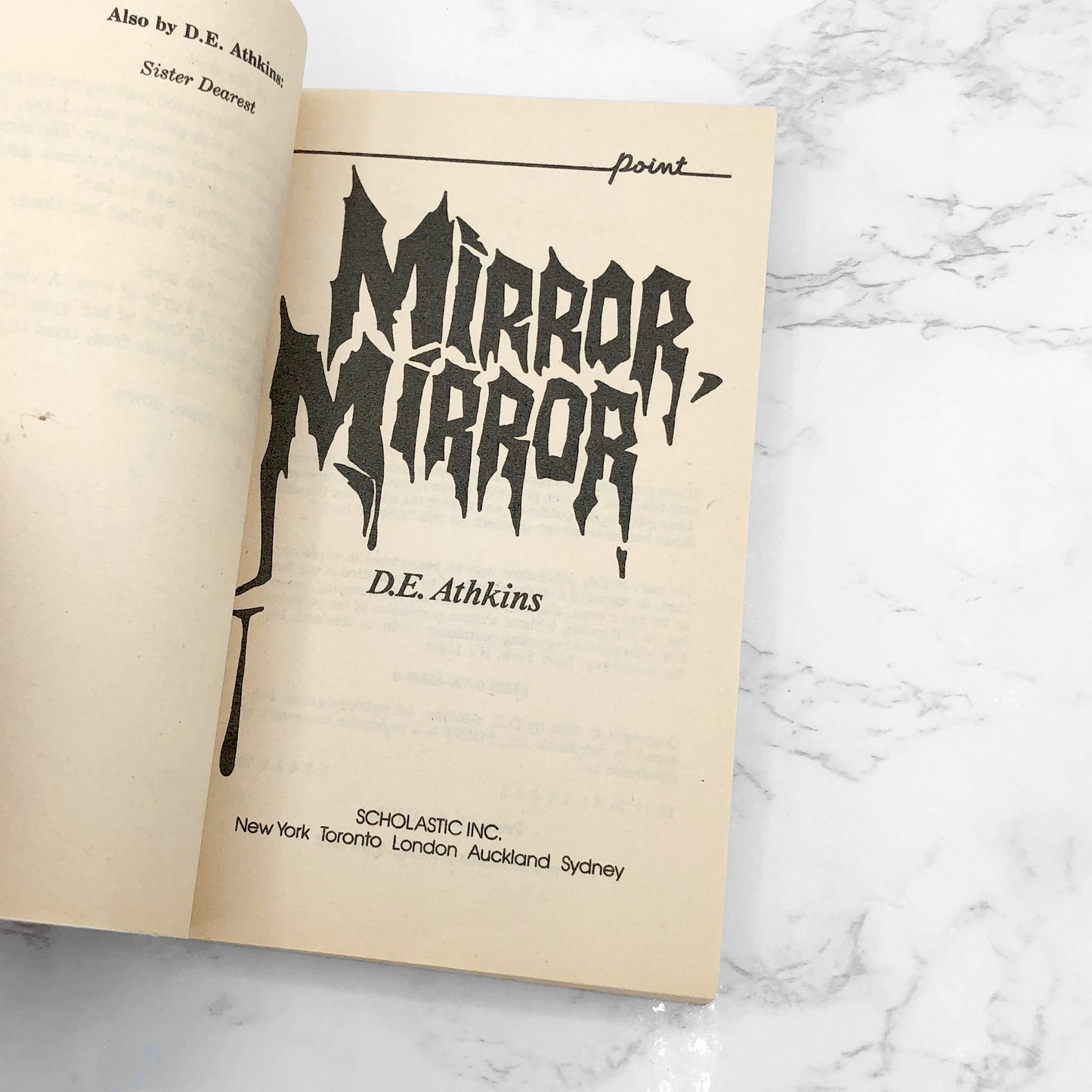 Mirror, Mirror by D.E. Athkins [FIRST EDITION PAPERBACK] 1992 • Point Horror #12