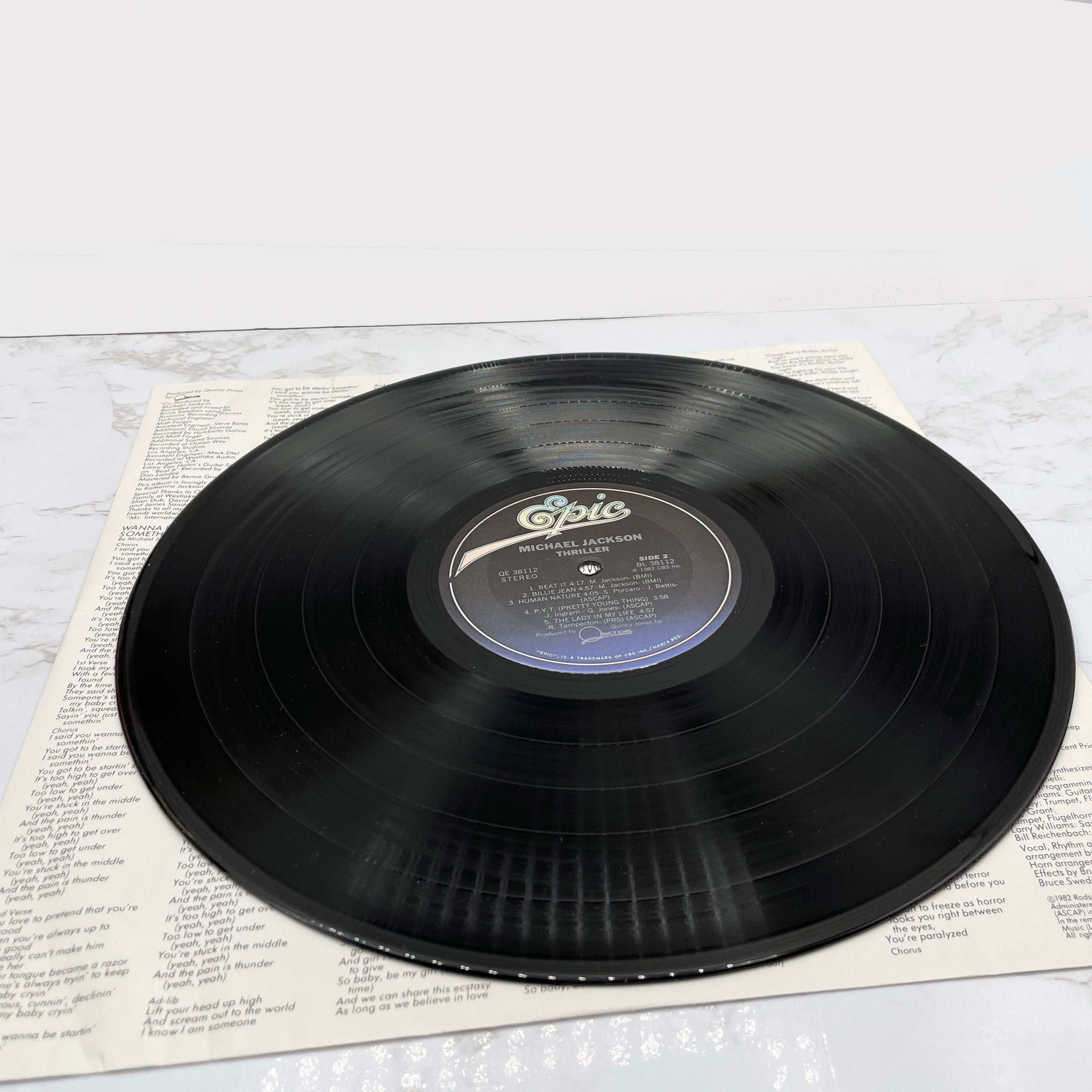 Michael Jackson – Thriller [VINYL LP] 1982 • Epic Records • Mint