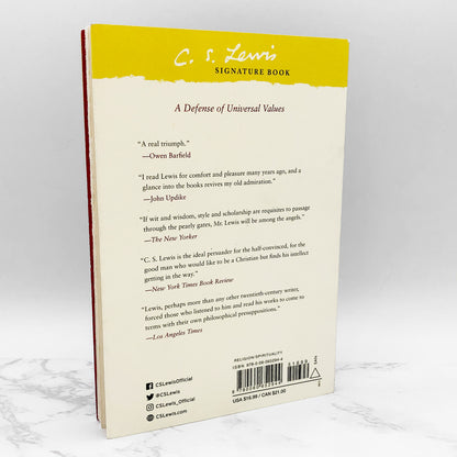 The Abolition of Man by C.S. Lewis [DELUXE TRADE PAPERBACK] 2001