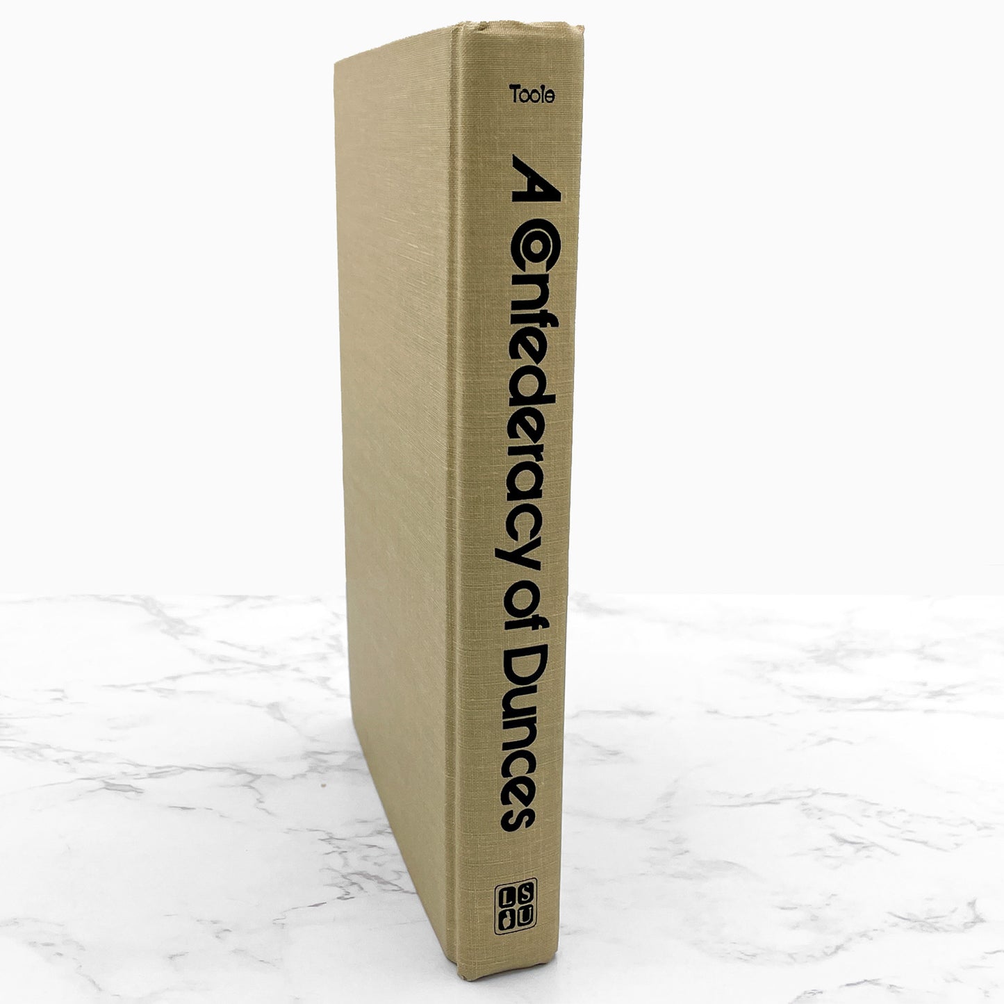 A Confederacy of Dunces by John Kennedy Toole [FIRST EDITION] 1980 • Louisiana State University • 13th Printing / 1994