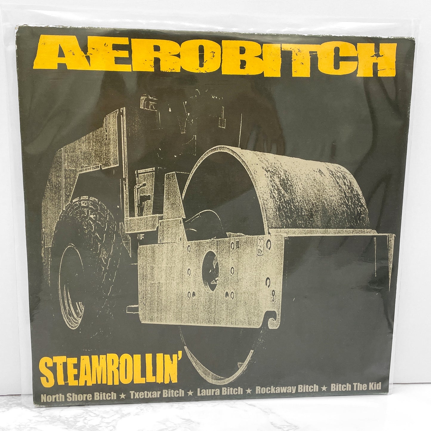 Aerobitch – Steamrollin' [VINYL LP] 2000 • First Pressing w/ Sticker! • Punch Records