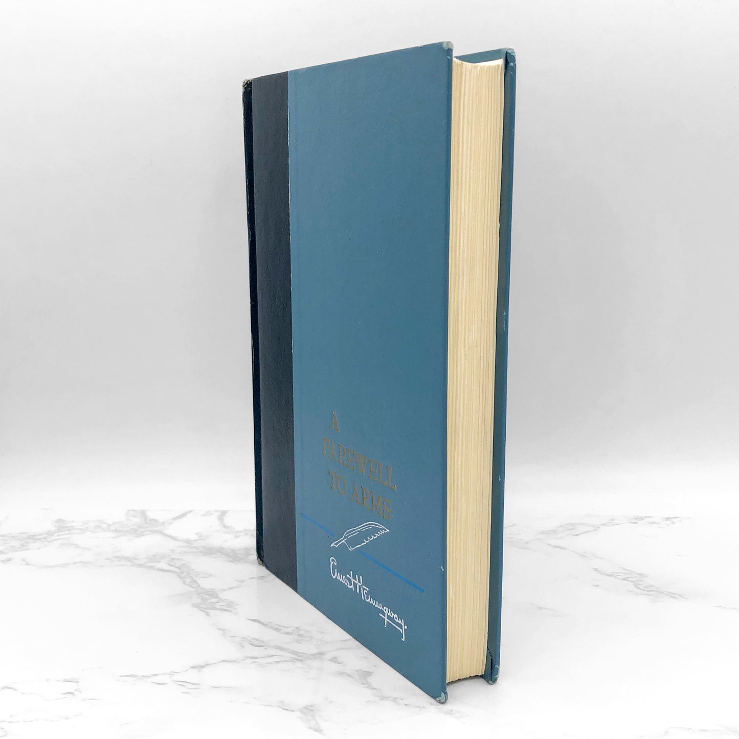 A Farewell to Arms by Ernest Hemingway [VINTAGE HARDCOVER] BCE • Scribner