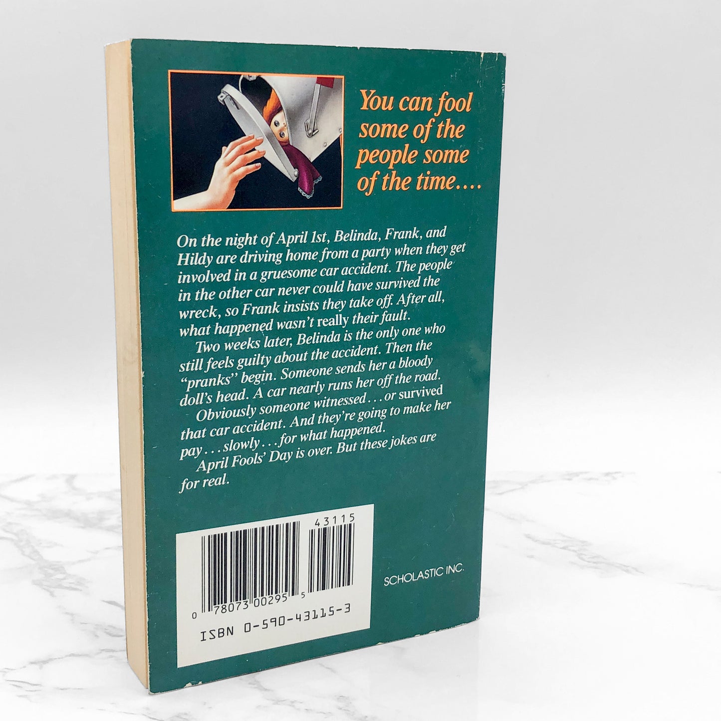 April Fools by Richie Tankersley Cusick [FIRST PRINTING] 1990 • Point Horror #15