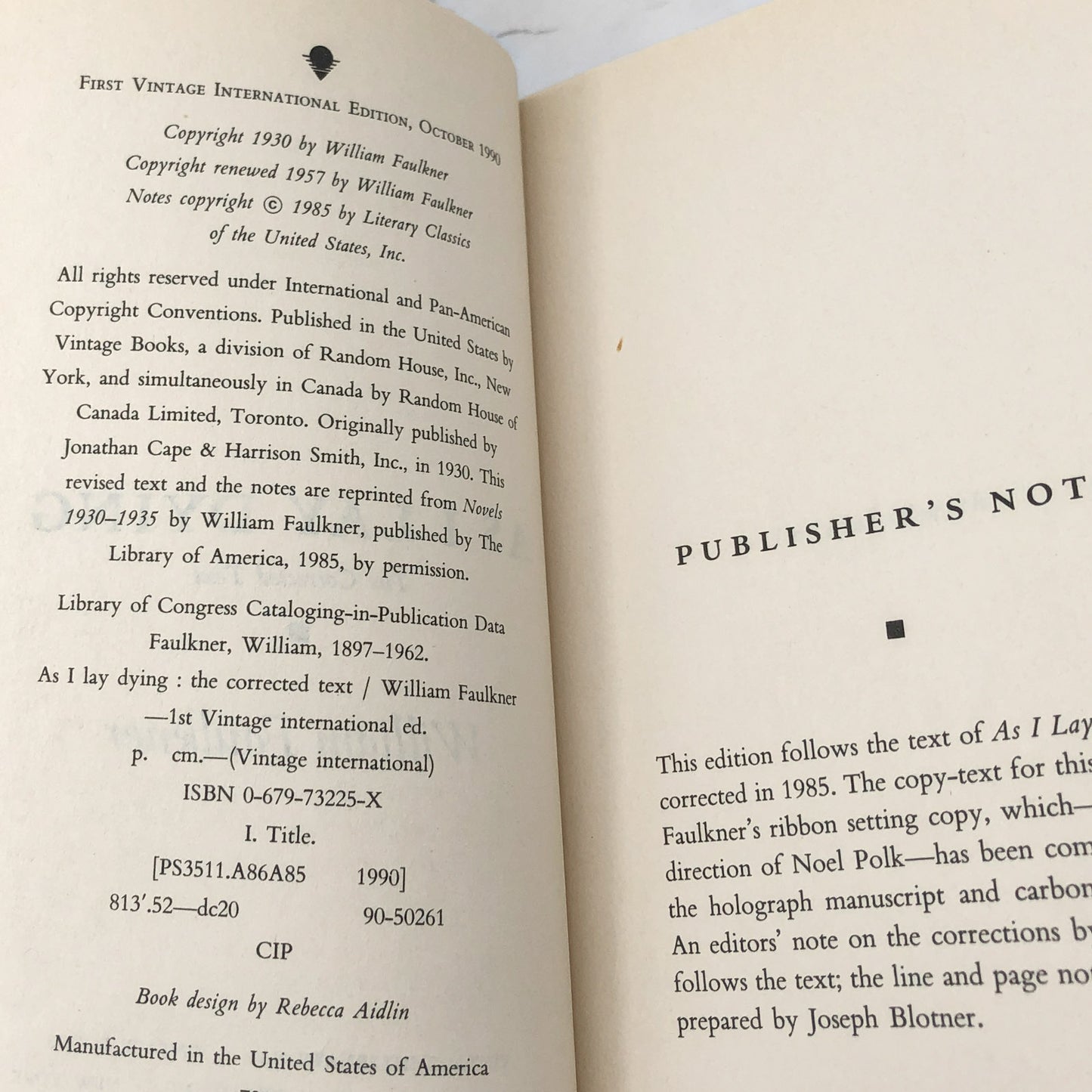 As I Lay Dying by William Faulkner [TRADE PAPERBACK] 1990 • Vintage International