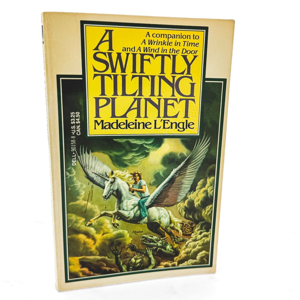 A Swiftly Tilting Planet by Madeleine L'Engle [FIRST PAPERBACK EDITION] 1979 • Laurel-Leaf