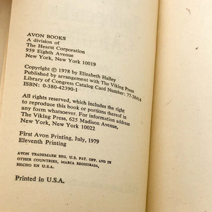 A Woman of Independent Means by Elizabeth Forsythe Hailey [FIRST PAPERBACK EDITION] 1979