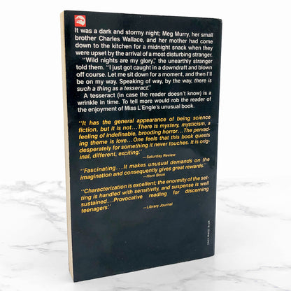 A Wrinkle in Time by Madeleine L'Engle [1976 PAPERBACK] Dell • Laurel-Leaf