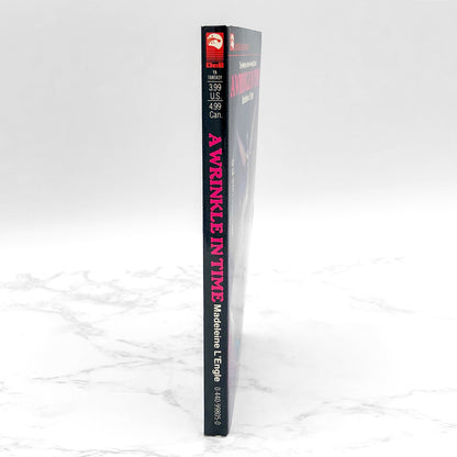 A Wrinkle in Time by Madeleine L'Engle [1976 PAPERBACK] Dell • Laurel-Leaf