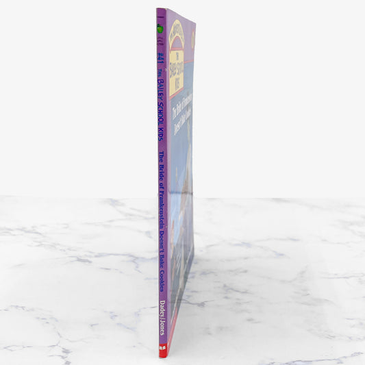 The Bride of Frankenstein Doesn't Bake Cookies by Debbie Dadey & Marcia Thornton Jones [FIRST EDITION PAPERBACK] 2000 • Bailey School Kids #41