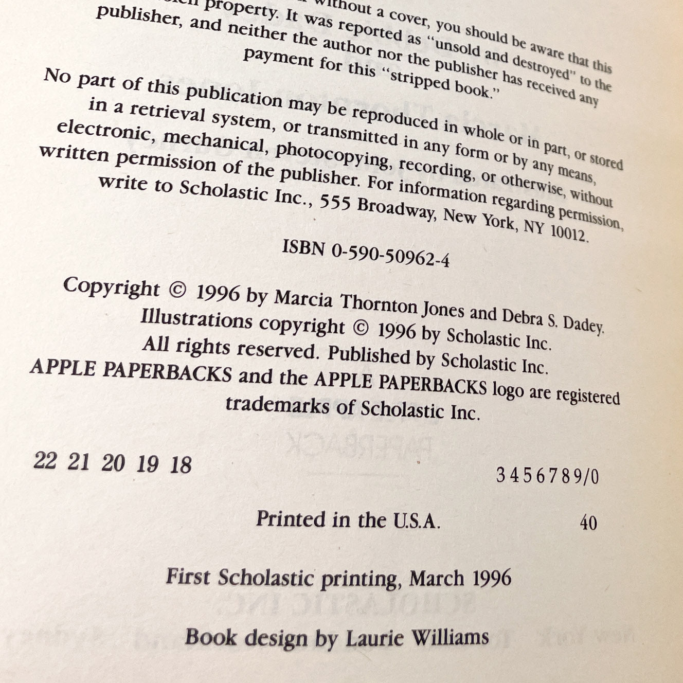 Wizards Don't Need Computers by Debbie Dadey & Marcia Thornton Jones [FIRST EDITION PAPERBACK] 1996 • Bailey School Kids #20