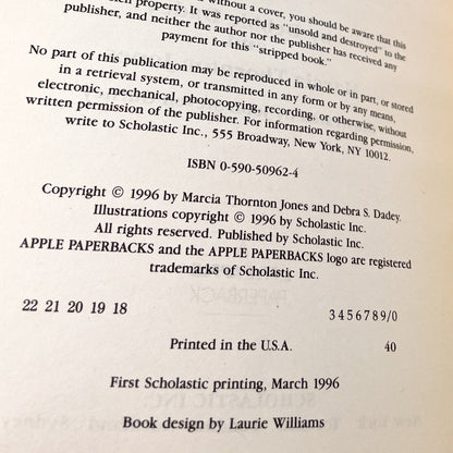 Wizards Don't Need Computers by Debbie Dadey & Marcia Thornton Jones [FIRST EDITION PAPERBACK] 1996 • Bailey School Kids #20