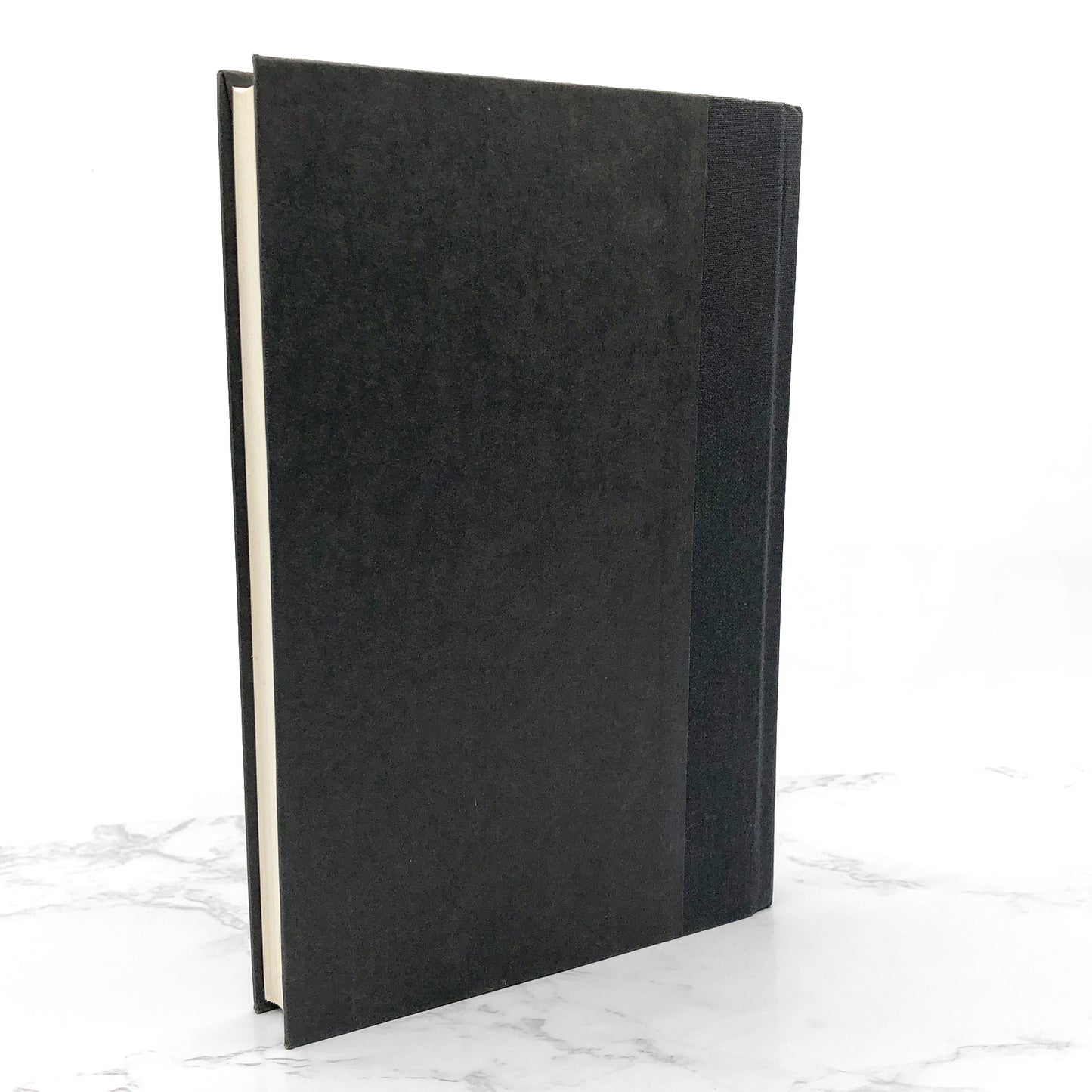 BEOWULF a new verse translation by Seamus Heaney [FIRST BILINGUAL EDITION] 2000 • Farrar Straus & Giroux