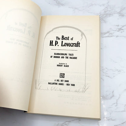 The Best of H.P. Lovecraft: Bloodcurdling Tales of Horror & the Macabre [TRADE PAPERBACK] 1982 • Del-Rey