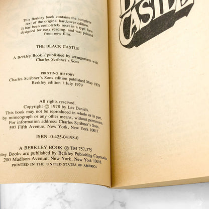 The Black Castle by Les Daniels [FIRST PAPERBACK PRINTING] 1979 • Berkley Horror
