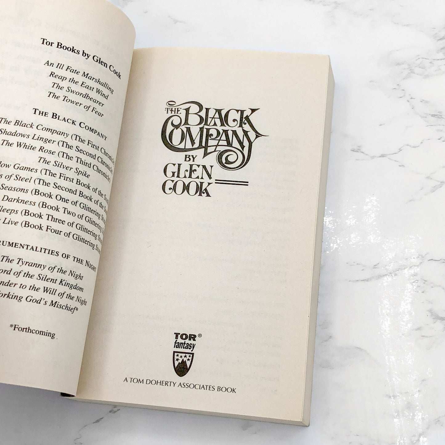 The Black Company by Glen Cook [2007 PAPERBACK] • TOR Fantasy