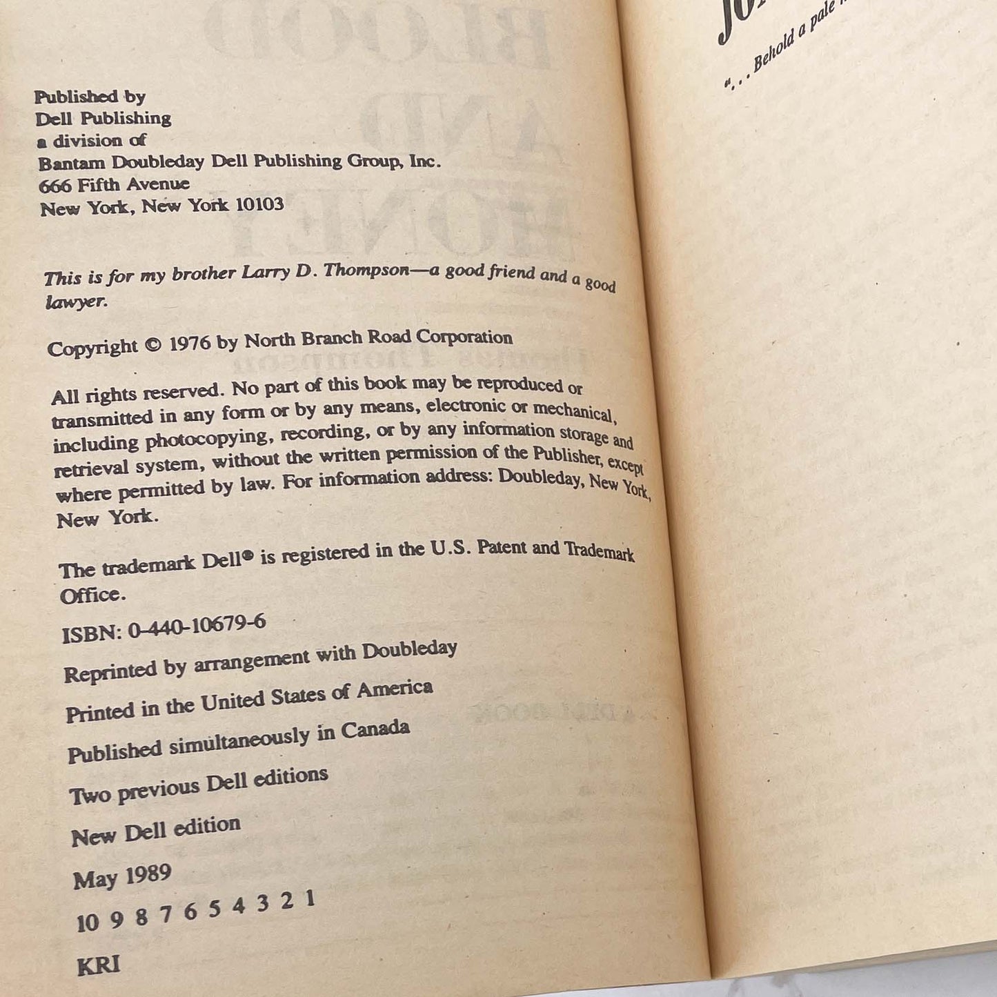 Blood and Money: Murder, Passion & Power Among Houston's Very Rich by Thomas Thompson [1989 PAPERBACK] • Dell