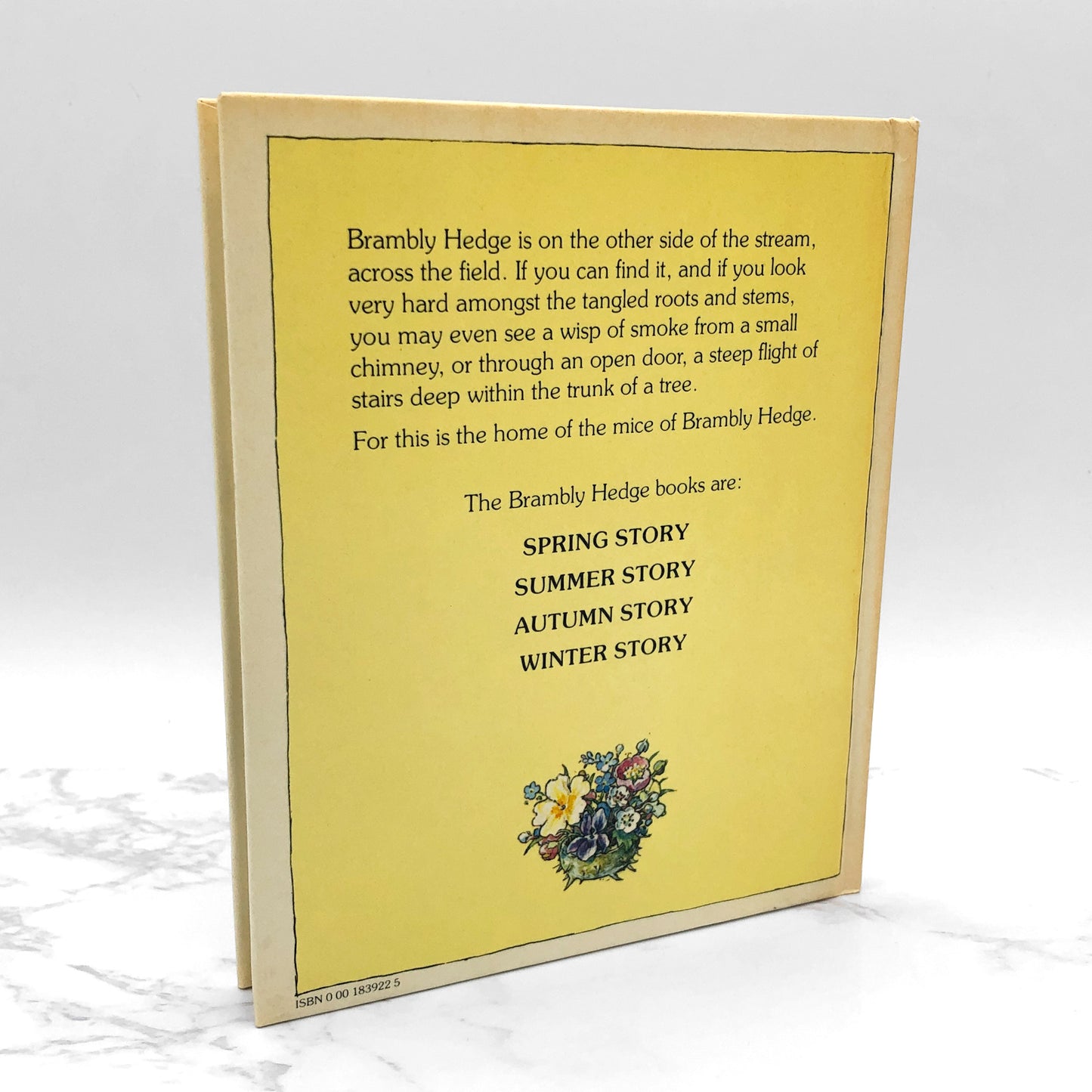 Brambly Hedge #1: Spring Story by Jill Barklem [U.K. FIRST EDITION] 1980 • Collins