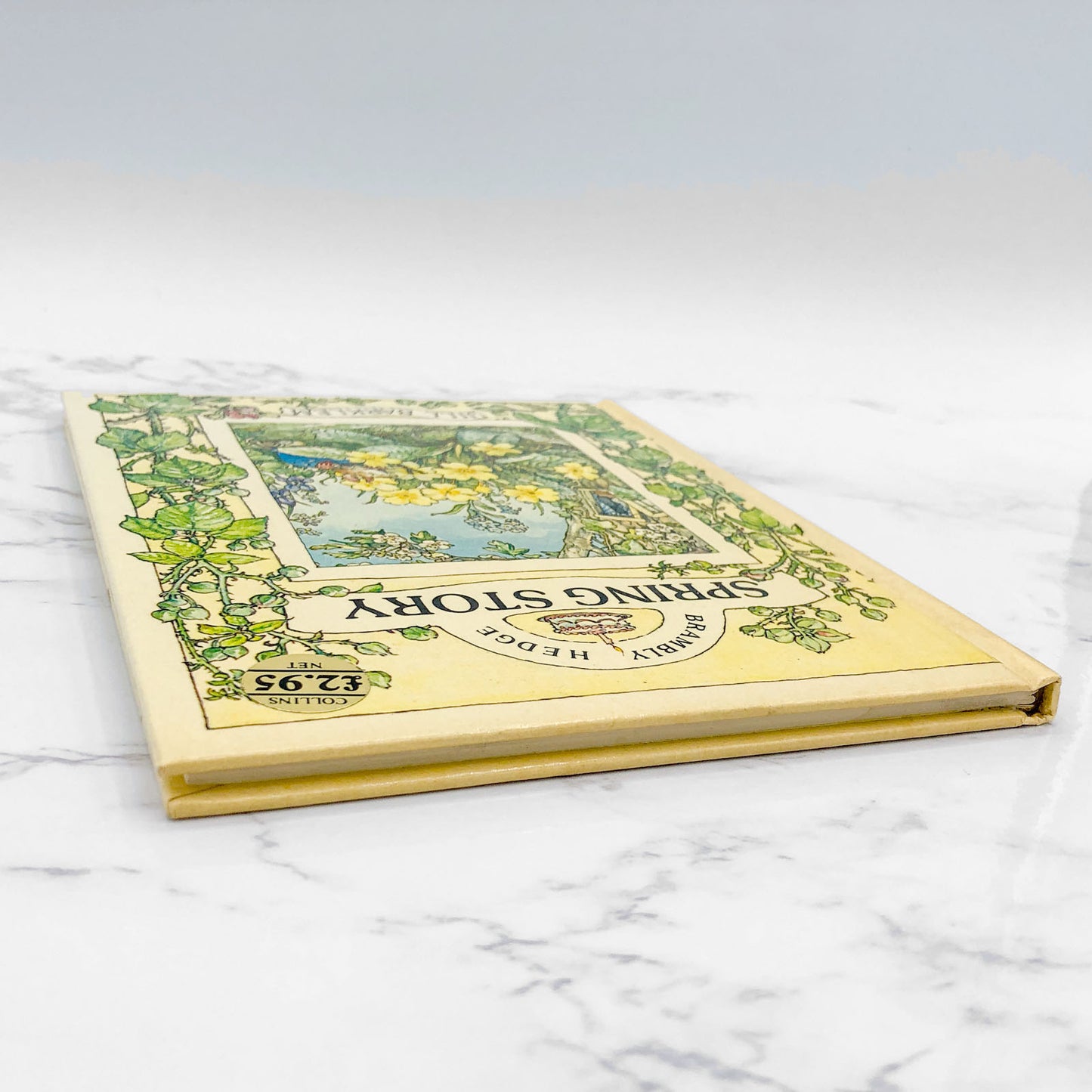 Brambly Hedge #1: Spring Story by Jill Barklem [U.K. FIRST EDITION] 1980 • Collins