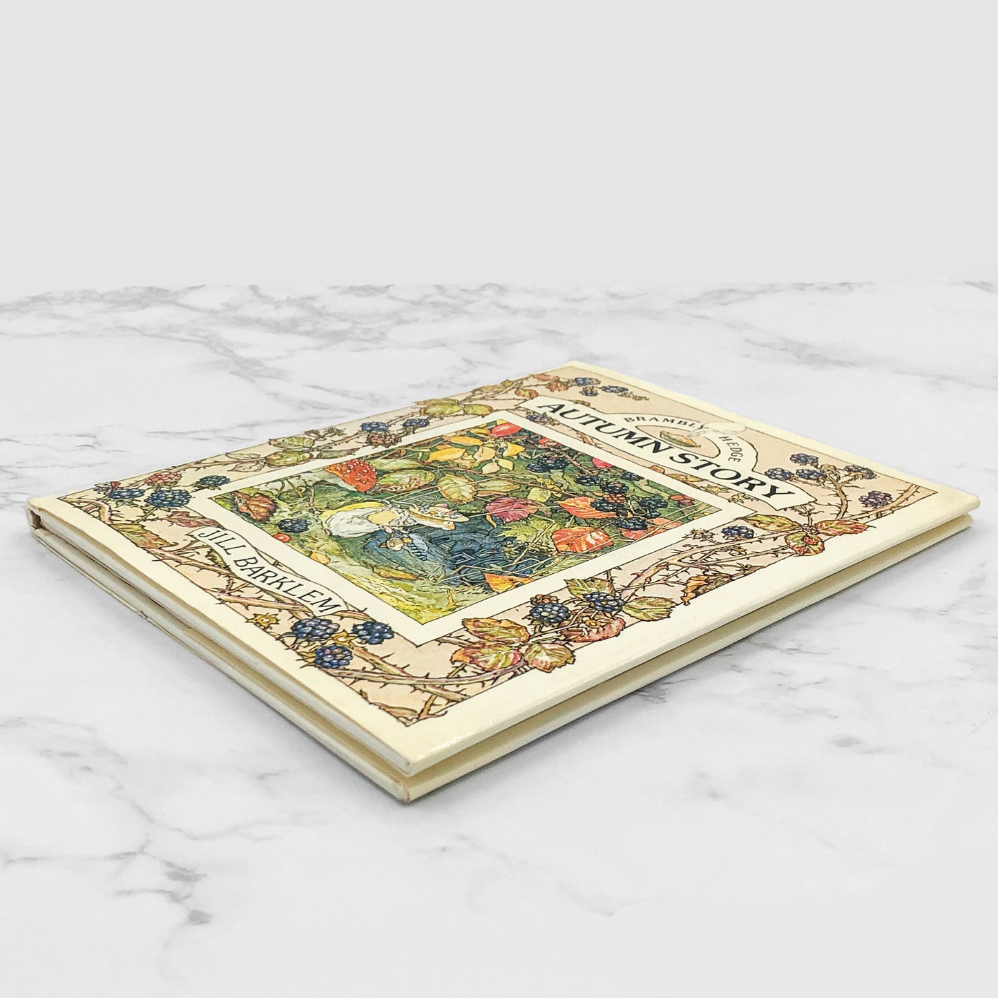 Brambly Hedge #3: Autumn Story by Jill Barklem [U.S. FIRST EDITION] 1980 • Philomel Books