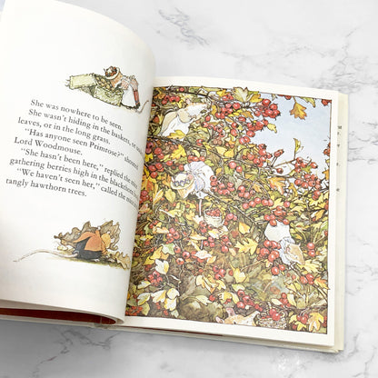 Brambly Hedge #3: Autumn Story by Jill Barklem [U.S. FIRST EDITION] 1980 • Philomel Books