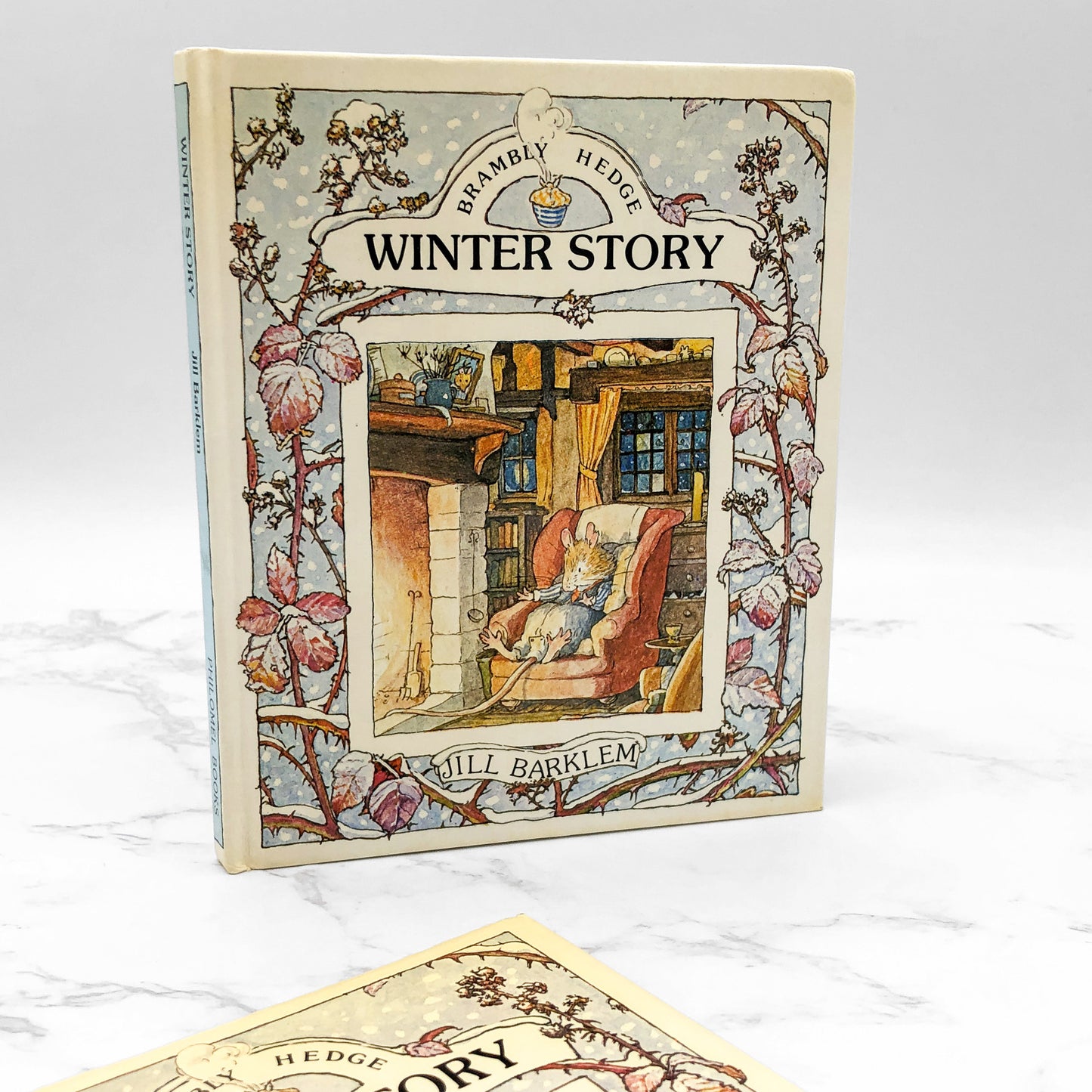 Brambly Hedge #4: Winter Story by Jill Barklem [U.S. FIRST EDITION] 1980 • Philomel Books