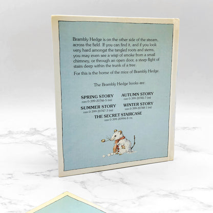 Brambly Hedge #4: Winter Story by Jill Barklem [U.S. FIRST EDITION] 1980 • Philomel Books