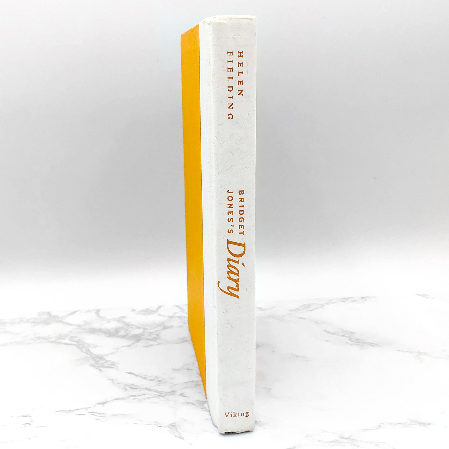 Bridget Jones's Diary by Helen Fielding [U.S. FIRST EDITION • FIRST PRINTING] 1998 • Viking