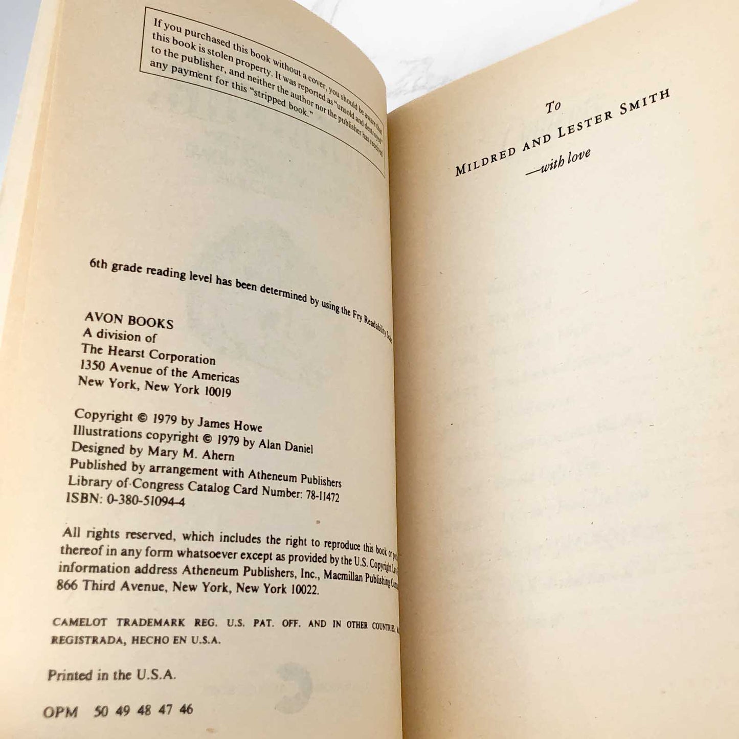 Bunnicula by James Howe [TRADE PAPERBACK] 1987 • Avon Camelot