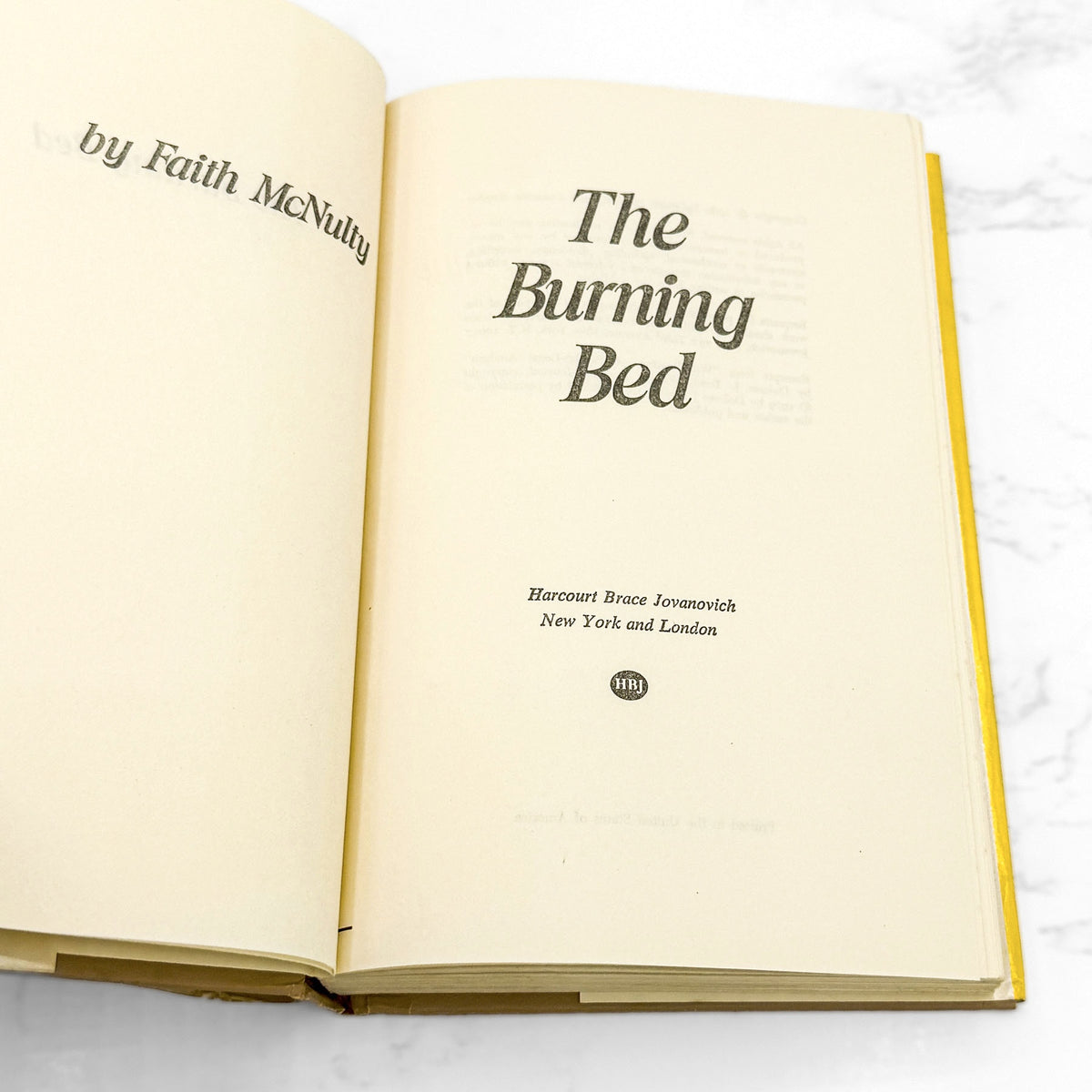 The Burning Bed: The True Story of an Abused Wife by Faith McNulty [FIRST BOOK CLUB EDITION] 1980 • HBJ