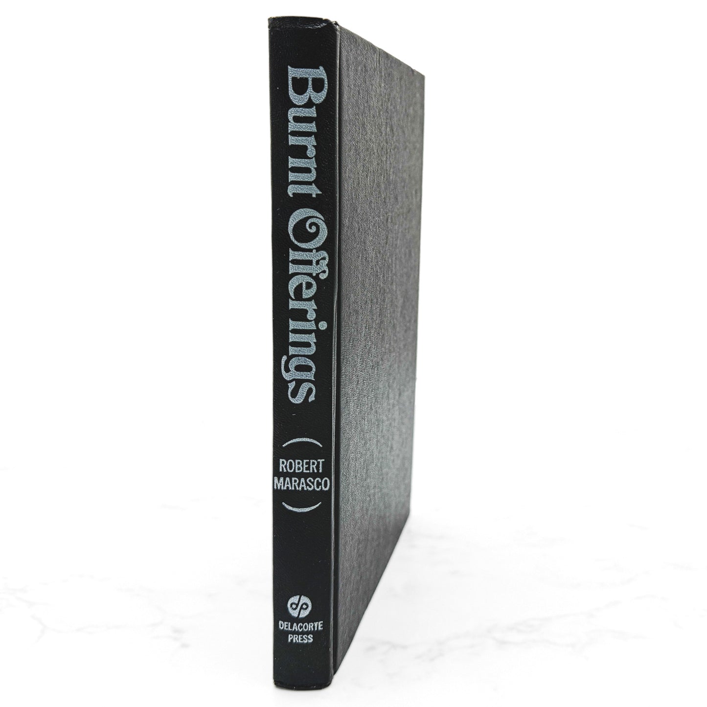 Burnt Offerings by Robert Marasco [FIRST BOOK CLUB EDITION] 1973 • Delacorte Press