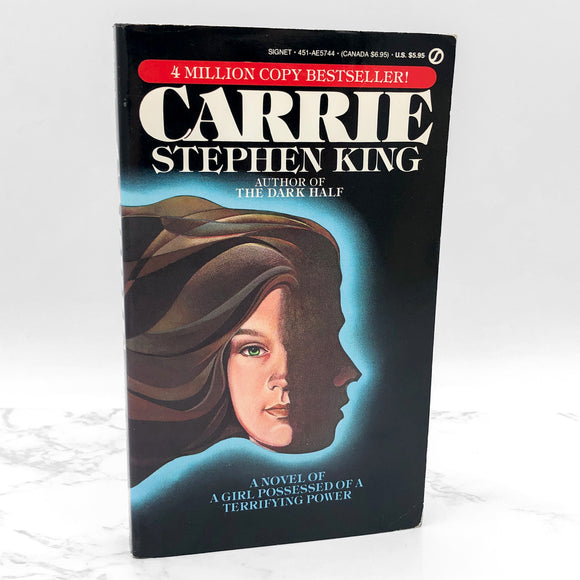 Carrie by Stephen King [1988 PAPERBACK] • Signet Books