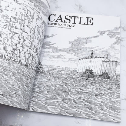 Castle by David Macaulay [XL TRADE PAPERBACK] 1982 • Houghton Mifflin