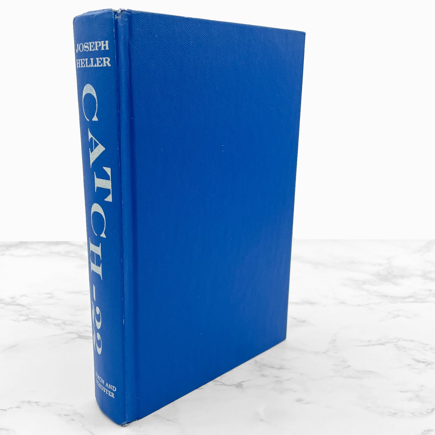 Catch-22 by Joseph Heller [FIRST BOOK CLUB EDITION] 1961 • Simon & Schuster