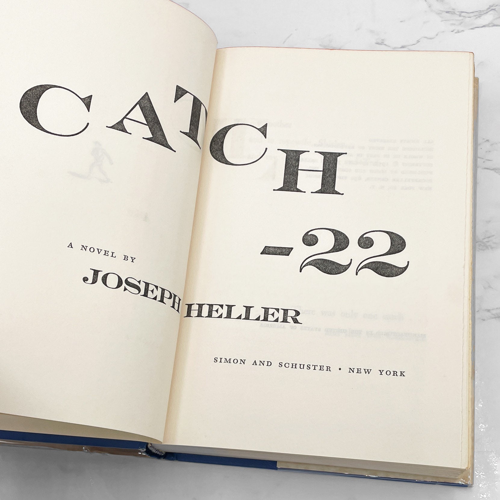 Catch-22 by Joseph Heller [FIRST BOOK CLUB EDITION] 1961 • Simon