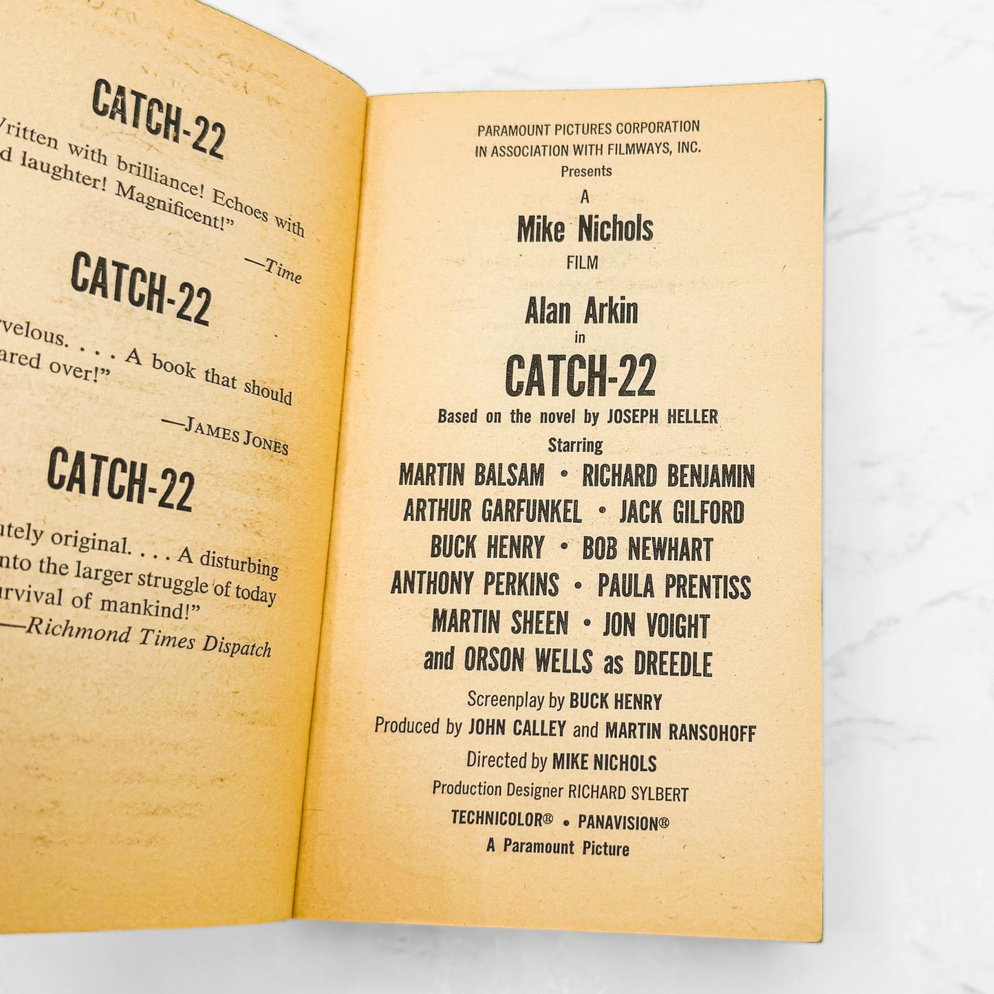 Catch-22 by Joseph Heller [1970 PAPERBACK] Dell • Movie Tie-in