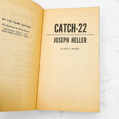 Catch-22 by Joseph Heller [1970 PAPERBACK] Dell • Movie Tie-in