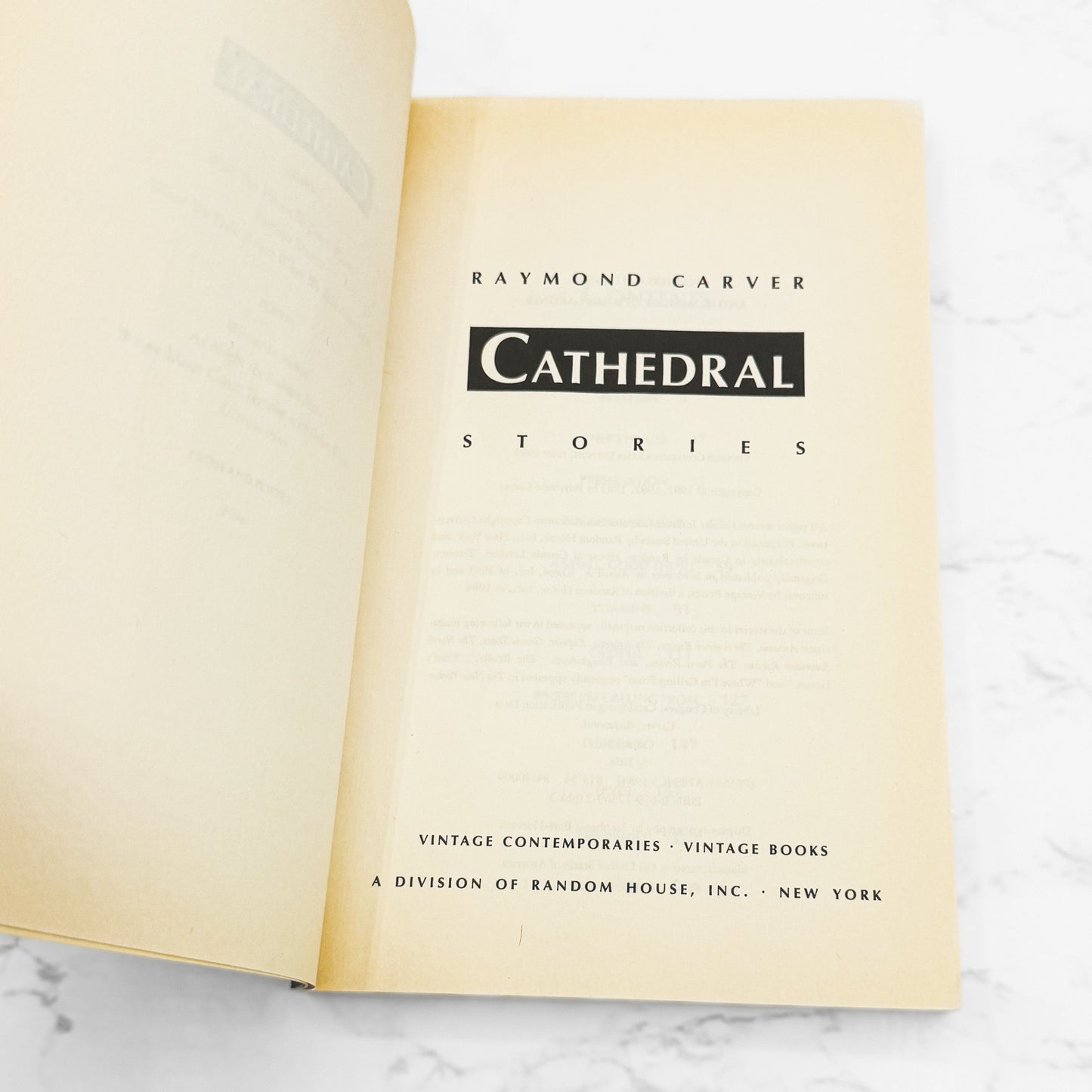 Cathedral by Raymond Carver [TRADE PAPERBACK] 1989 • Vintage Contemporaries • 1st Print!