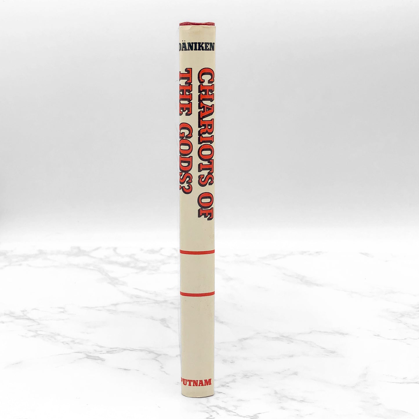 Chariots of the Gods by Erich von Däniken [1969 HARDCOVER] G.P. Putnam's Sons