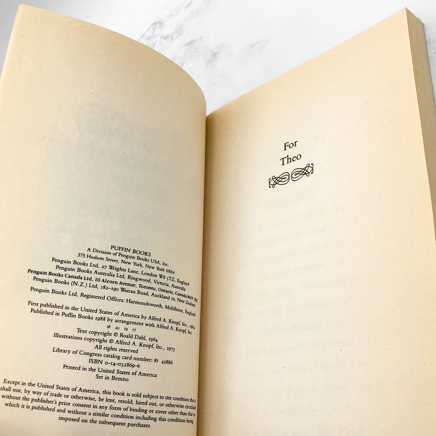 Charlie and the Chocolate Factory by Roald Dahl [TRADE PAPERBACK] 1988 • Puffin Books