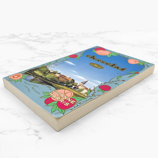 Chocolat by Joanne Harris [FIRST PAPERBACK EDITION] 1999 • Penguin Books