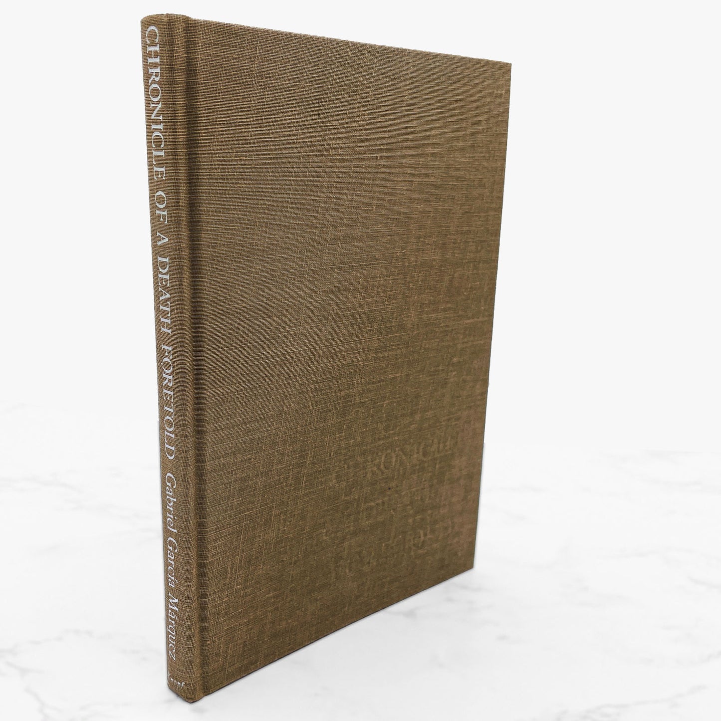 Chronicle of a Death Foretold by Gabriel García Márquez [FIRST BOOK CLUB EDITION] 1983 • Knopf