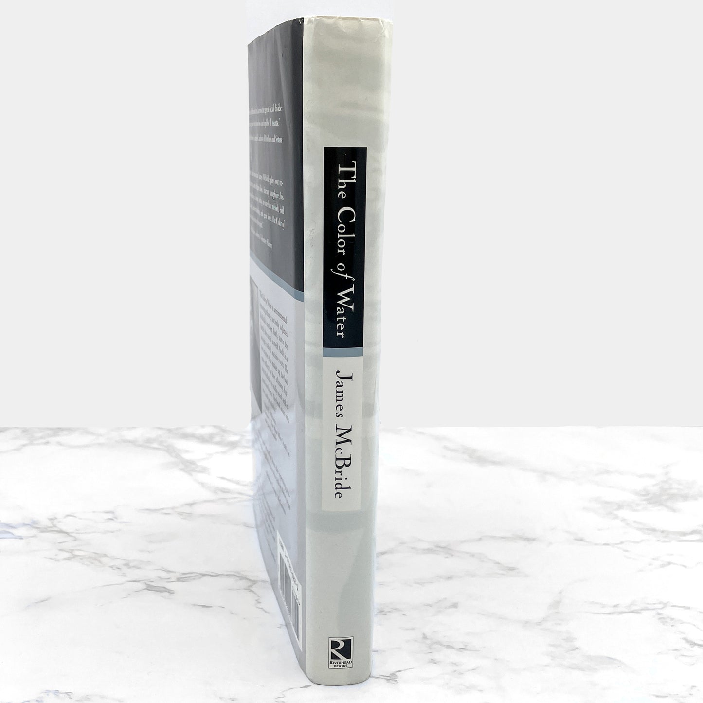 The Color of Water: A Black Man's Tribute to His White Mother by James McBride [FIRST EDITION] 1996 • Riverhead Books