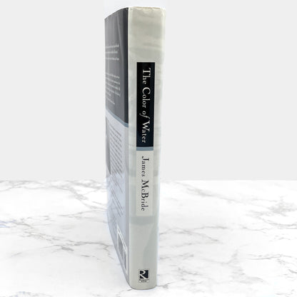 The Color of Water: A Black Man's Tribute to His White Mother by James McBride [FIRST EDITION] 1996 • Riverhead Books