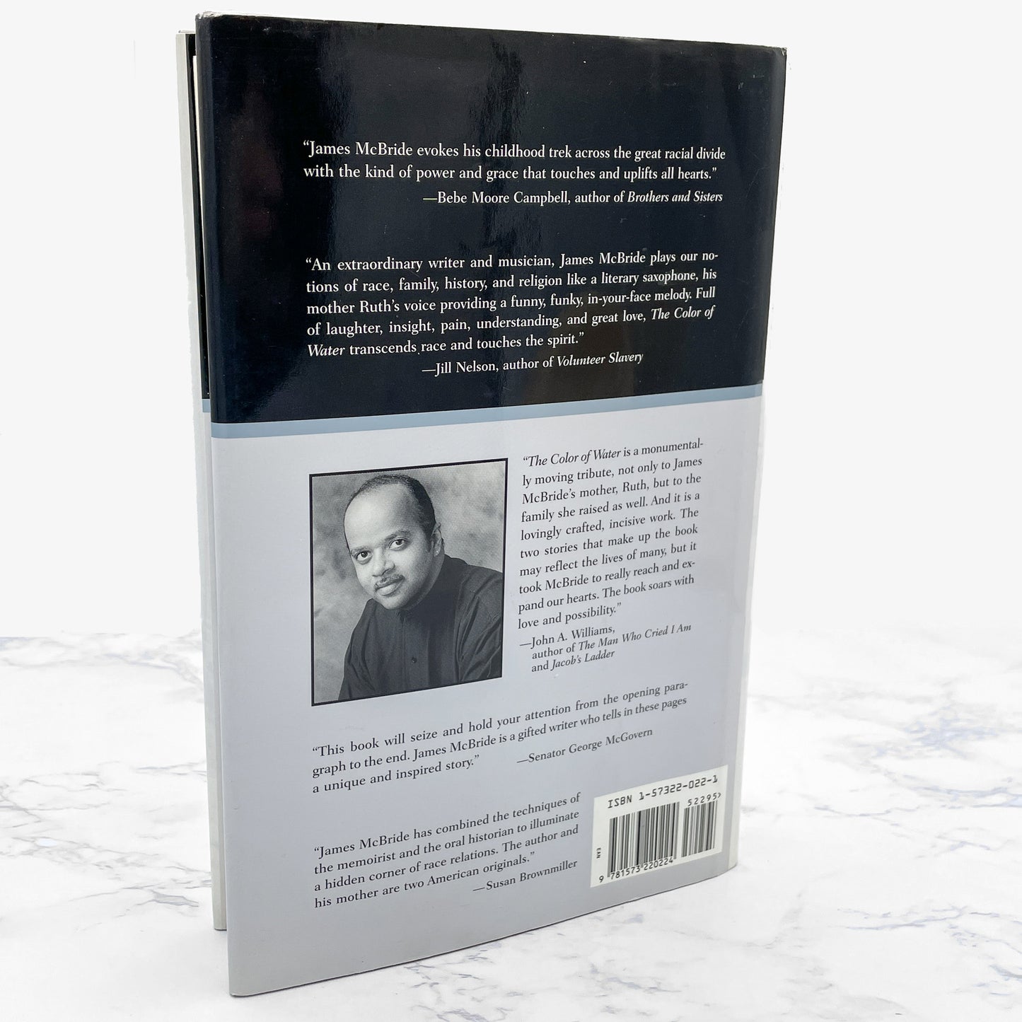 The Color of Water: A Black Man's Tribute to His White Mother by James McBride [FIRST EDITION] 1996 • Riverhead Books